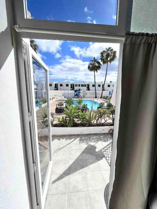 17 Puerto Del Carmen Blueshark Appartement Buitenkant foto