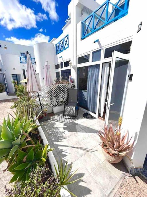 17 Puerto Del Carmen Blueshark Appartement Buitenkant foto